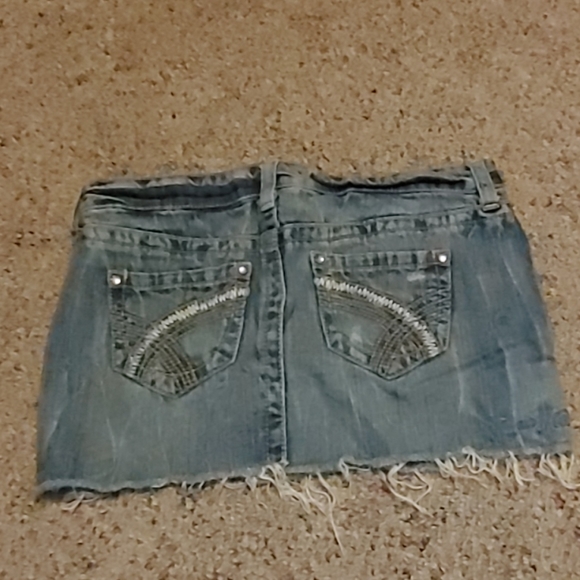 Juniors jean skirt from American Eagle - Picture 2 of 3